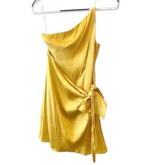 LOVERS + FRIENDS Karen Faux Wrap Skinny Strap One Shoulder,Chartreuse Mini, Sz S - Picture 4 of 12
